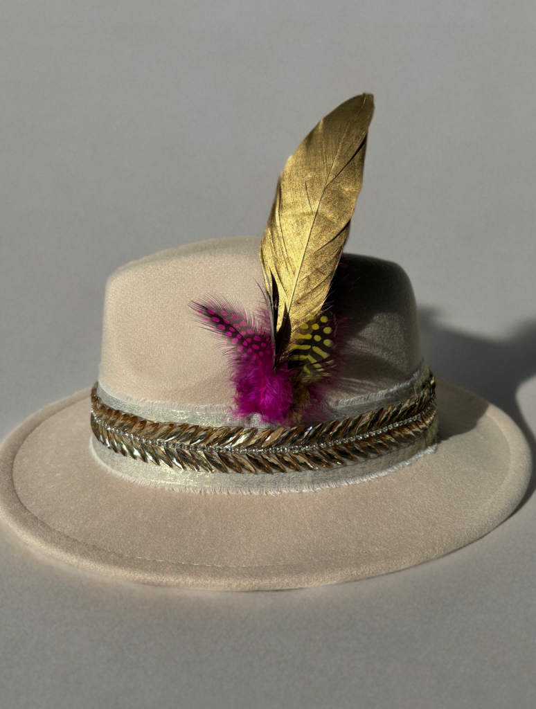 SOMBRERO DE ARENA