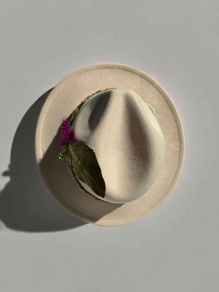 SOMBRERO DE ARENA
